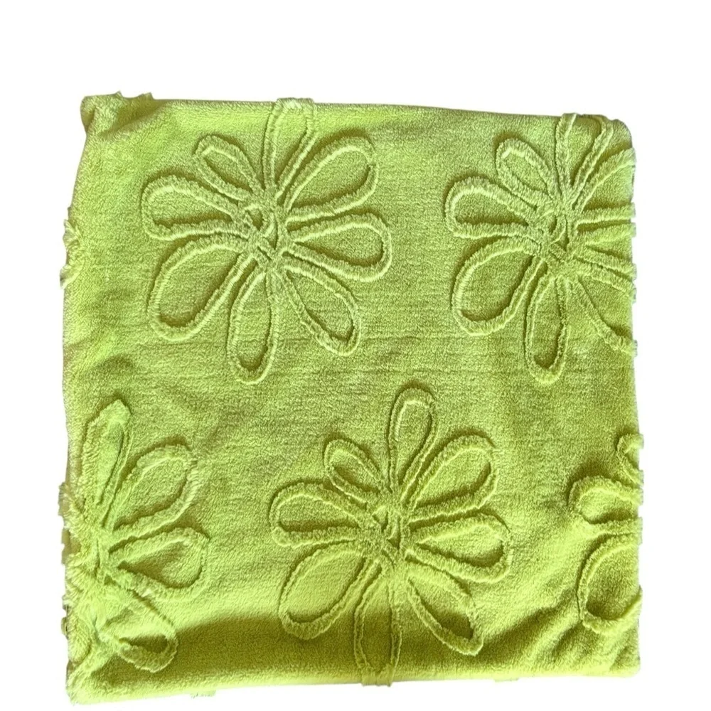 Chelsea & Theodore Home Soft Plush Square Pillow Cover Chartreuse Zip 19X19